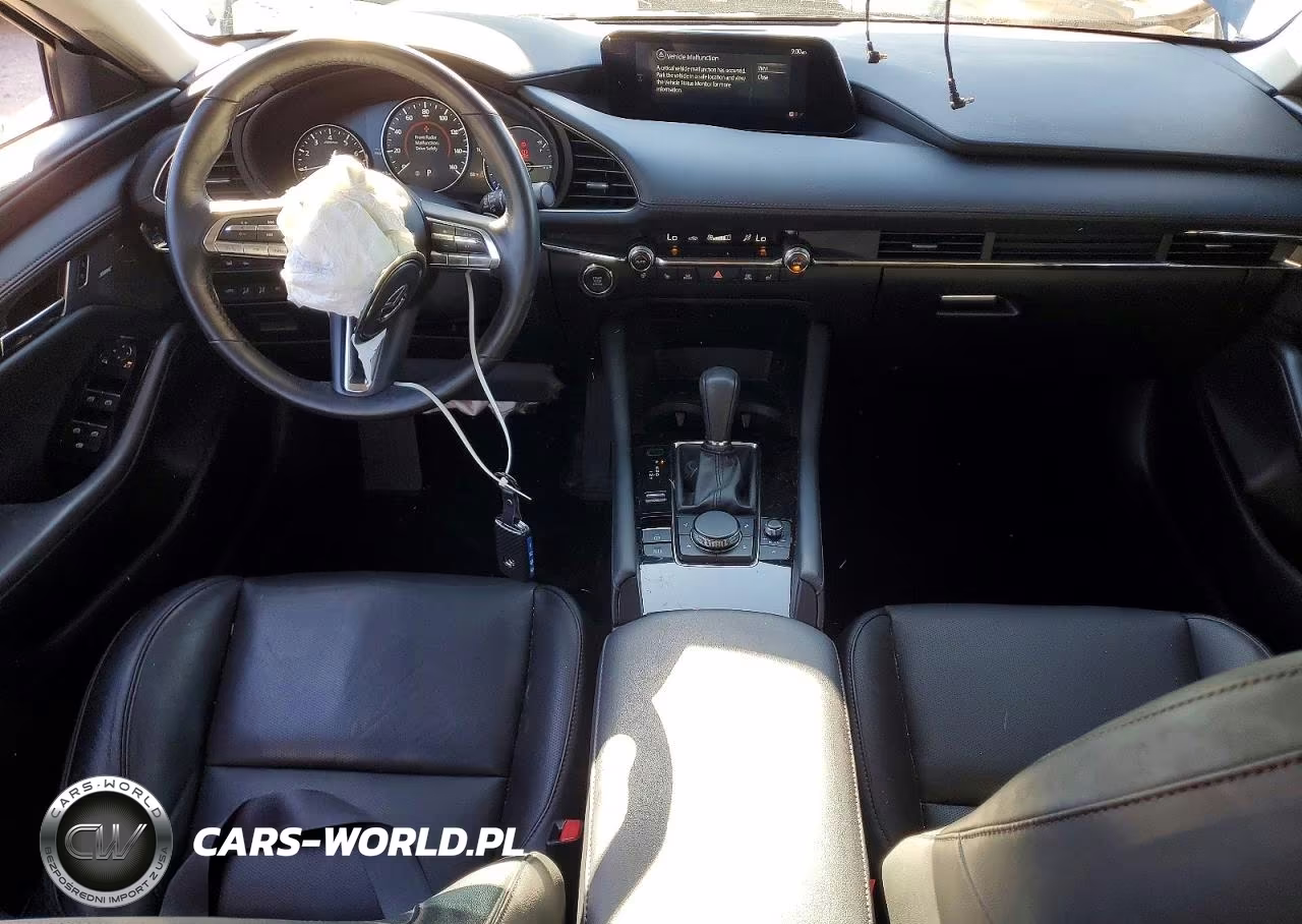 2023 Mazda 3 Premium Plus VIN:3MZBPBEY7PM350311 - 8