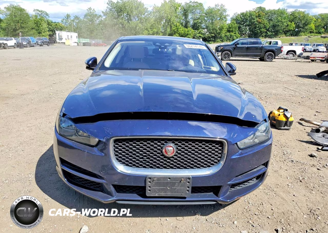 2018 Jaguar Xe VIN:SAJAS4FX6JCP20074 - 5