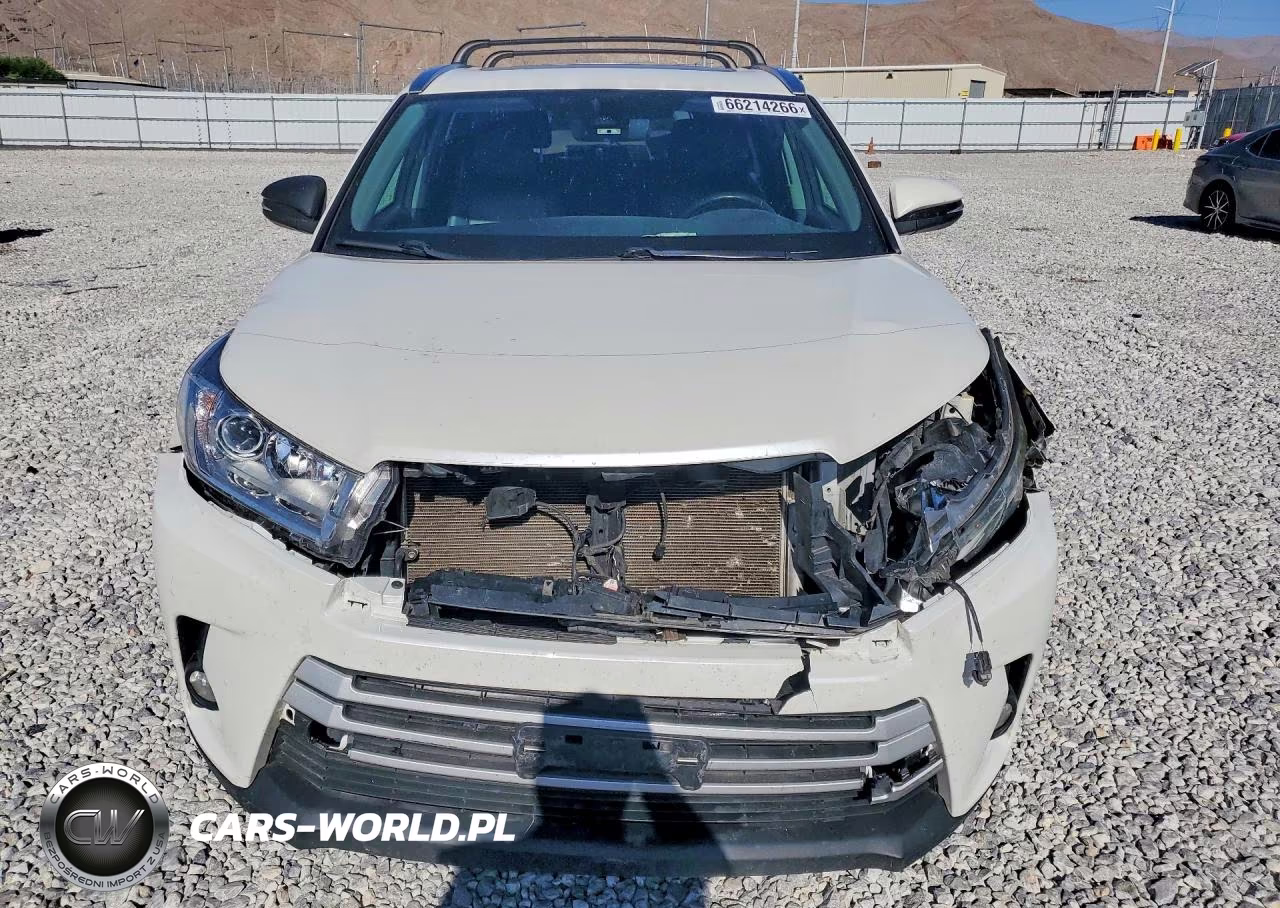 2018 Toyota Highlander Xle VIN:5TDJZRFHXJS814134 - 5