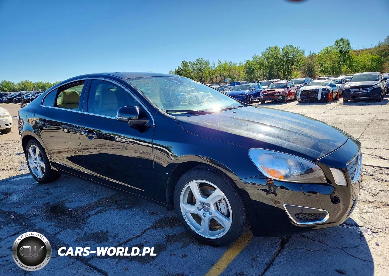 2013 Volvo S60 T5 VIN:YV1612FH1D2188709 - 4