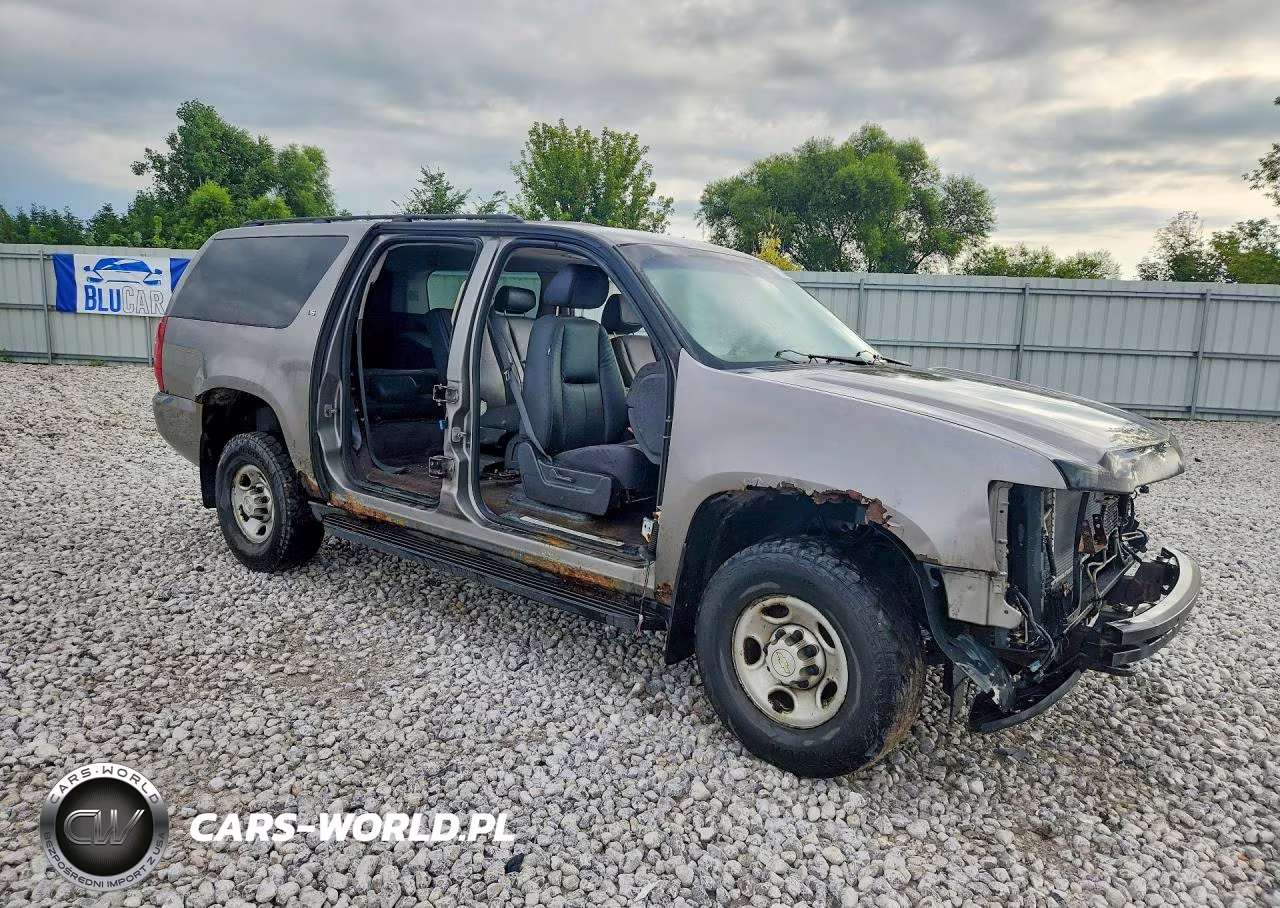 2008 Chevrolet Suburban K2500 VIN:3GNGK26KX8G210326 - 4