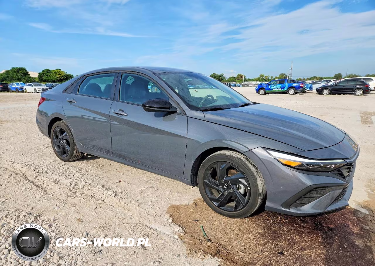 2026 Hyundai Elantra Sel Sport VIN:KMHLM4DGXTU134670 - 4