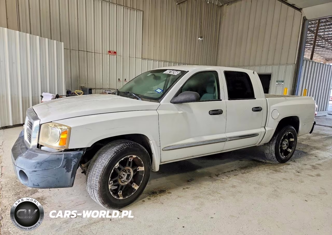2005 Dodge Dakota Quad Slt