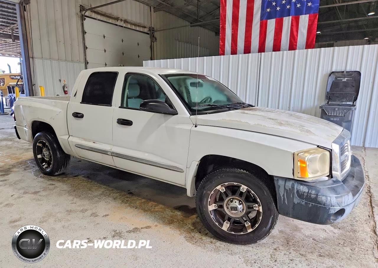2005 Dodge Dakota Quad Slt VIN:1D7HE48N35S304209 - 4