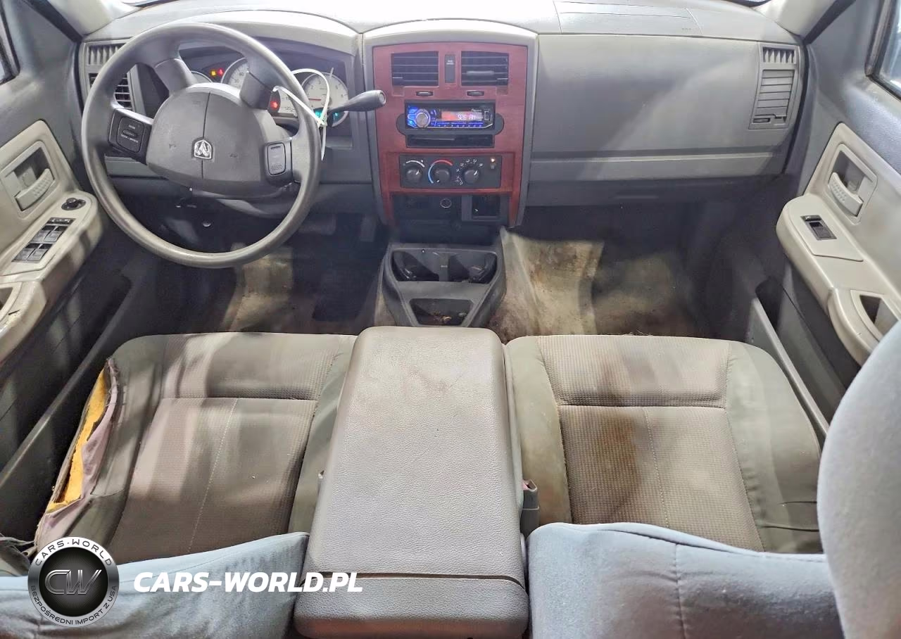 2005 Dodge Dakota Quad Slt VIN:1D7HE48N35S304209 - 8