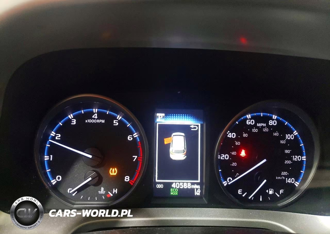 2018 Toyota Rav4 Xle VIN:JTMRFREV7JD235259 - 9