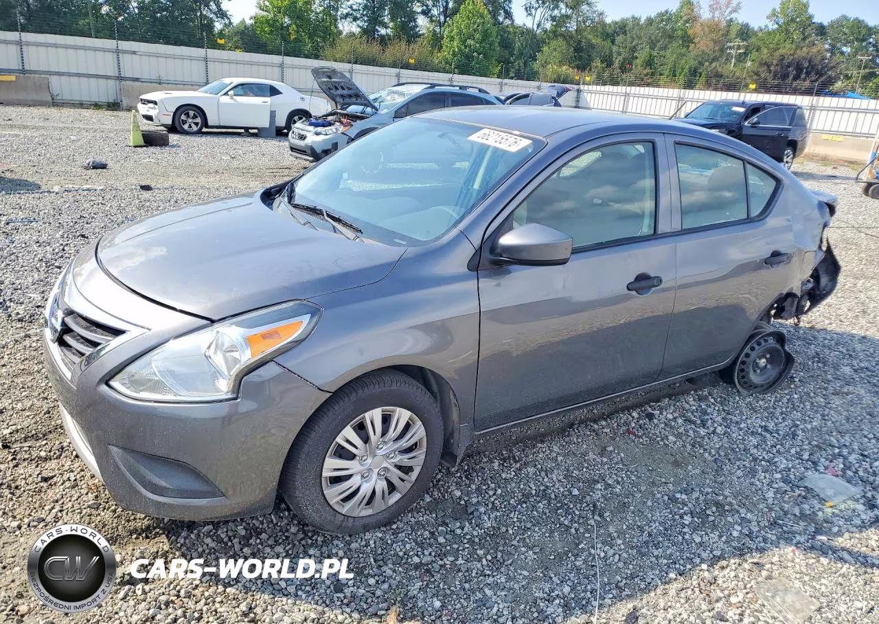 2018 Nissan Versa S Plus