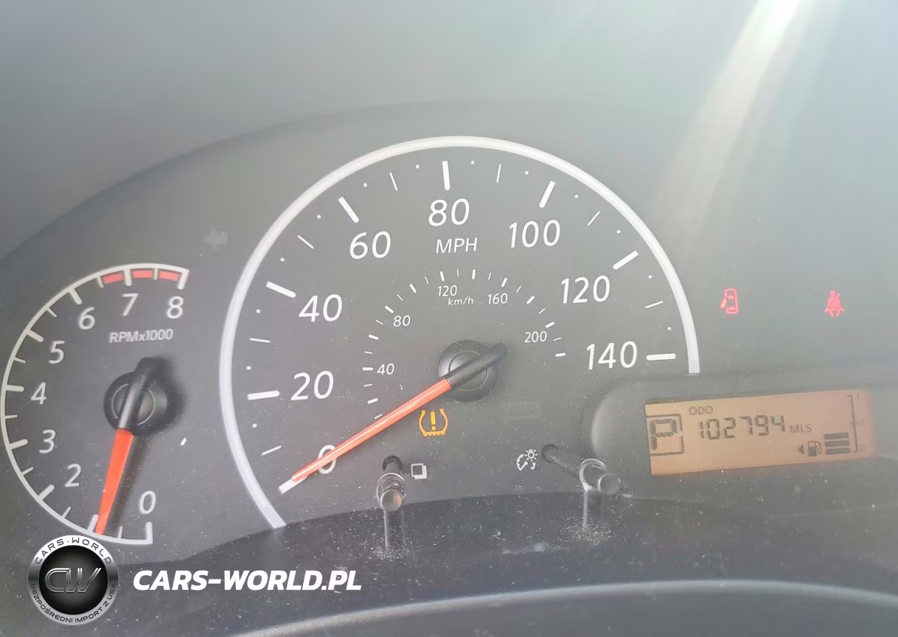 2018 Nissan Versa S Plus VIN:3N1CN7AP5JL833349 - 9