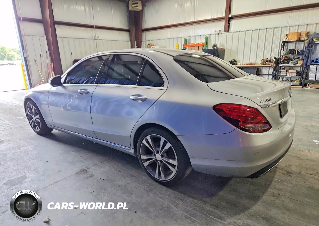 2016 Mercedes-Benz C 300 VIN:55SWF4JB6GU162645 - 2