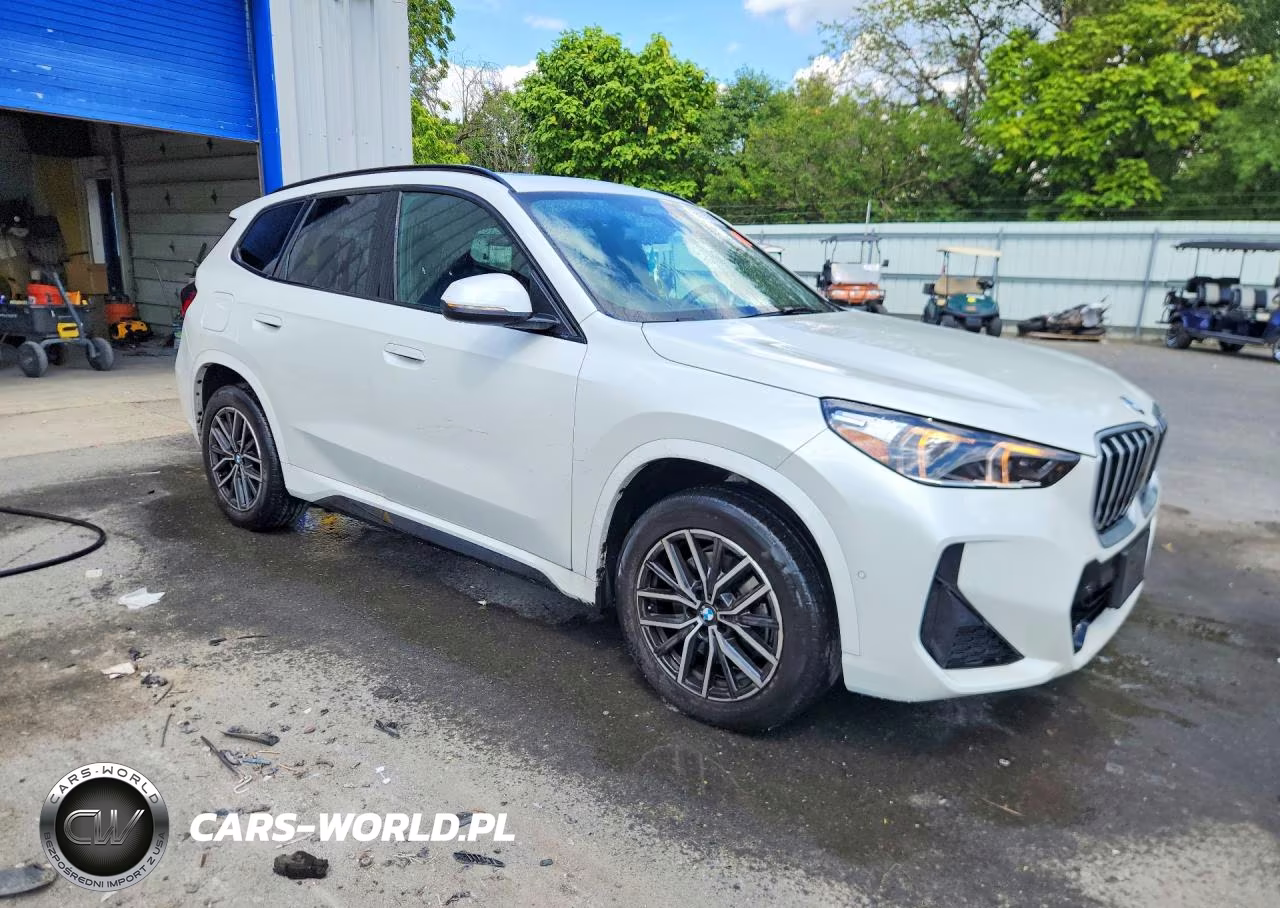 2025 BMW X1 xDrive28I VIN:WBX73EF01S5223876 - 4