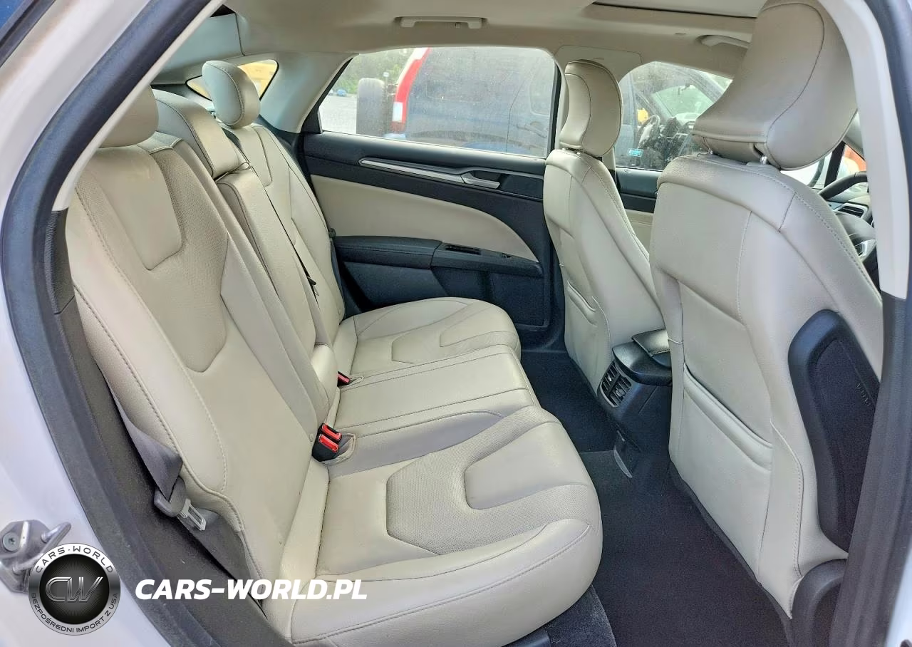 2015 Ford Fusion Titanium Phev VIN:3FA6P0SU3FR299925 - 10
