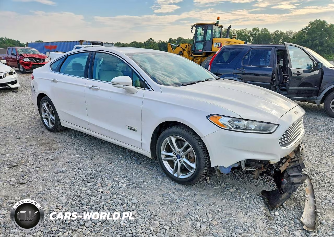 2015 Ford Fusion Titanium Phev VIN:3FA6P0SU3FR299925 - 4
