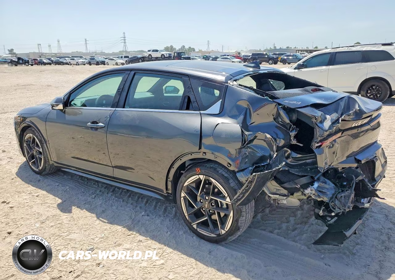 2026 Kia K4 Gt Line VIN:3KPFW4DE9TE336747 - 2