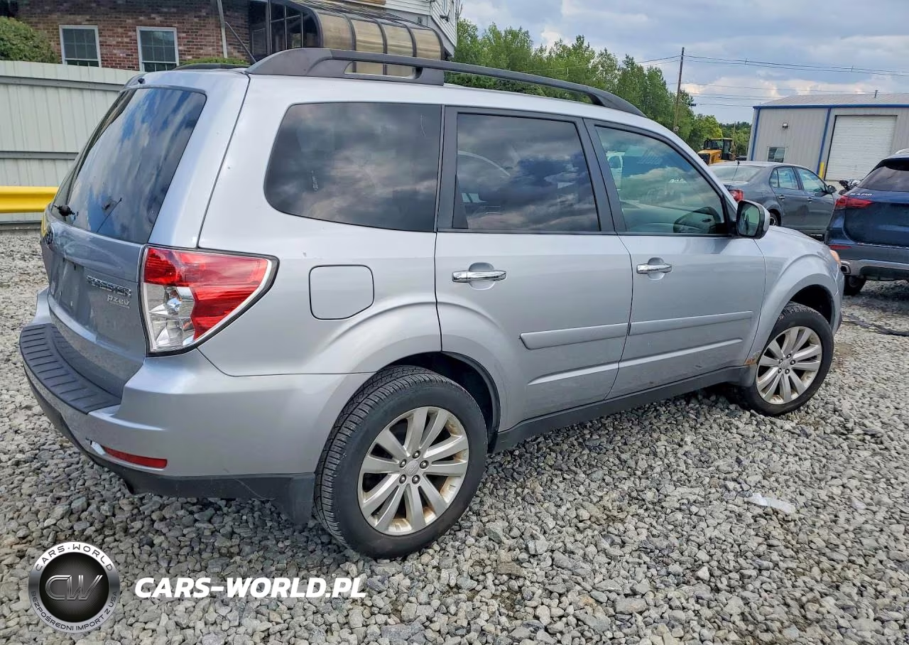2013 Subaru Forester Limited VIN:JF2SHAEC4DH413977 - 3