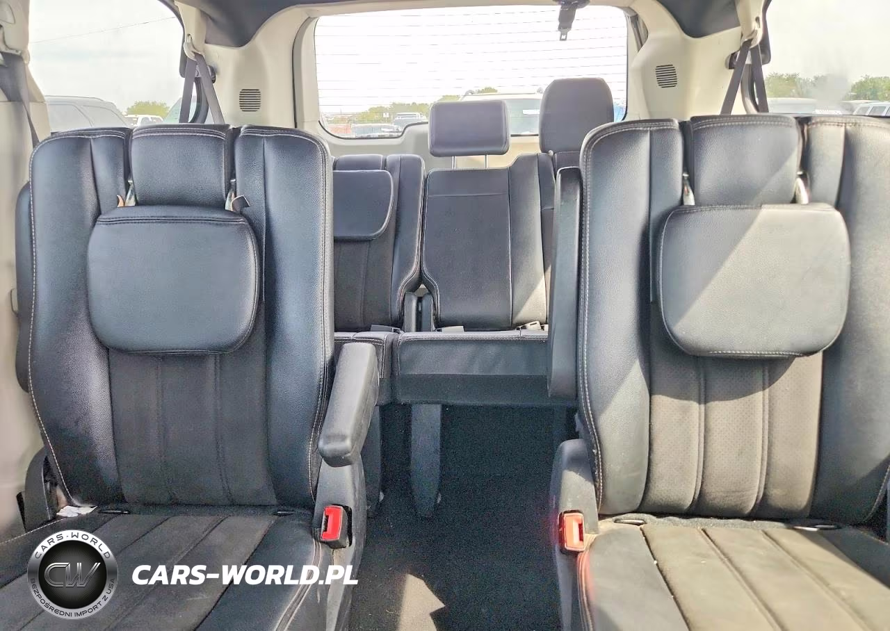 2019 Dodge Grand Caravan Sxt VIN:2C4RDGCG2KR755575 - 10