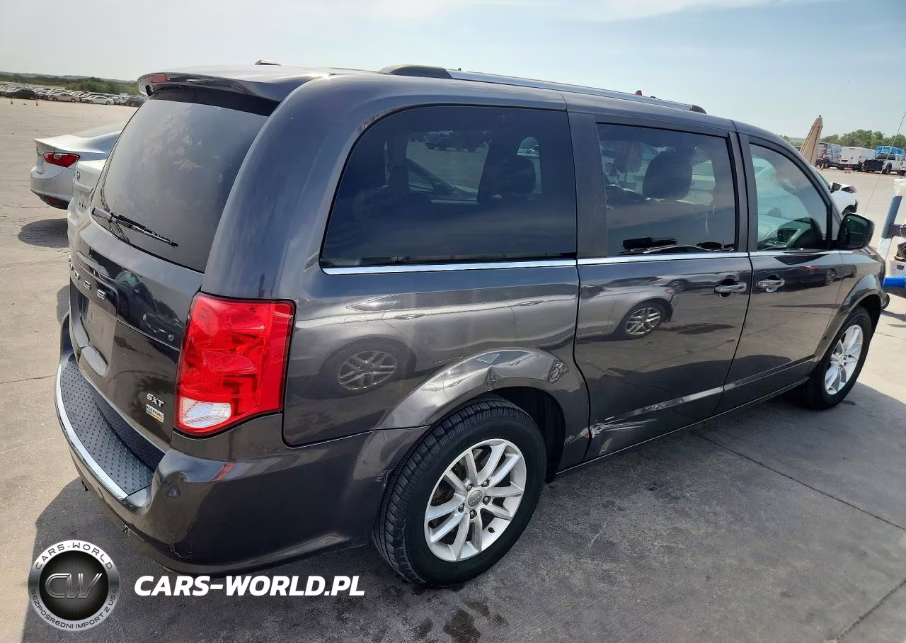 2019 Dodge Grand Caravan Sxt VIN:2C4RDGCG2KR755575 - 3