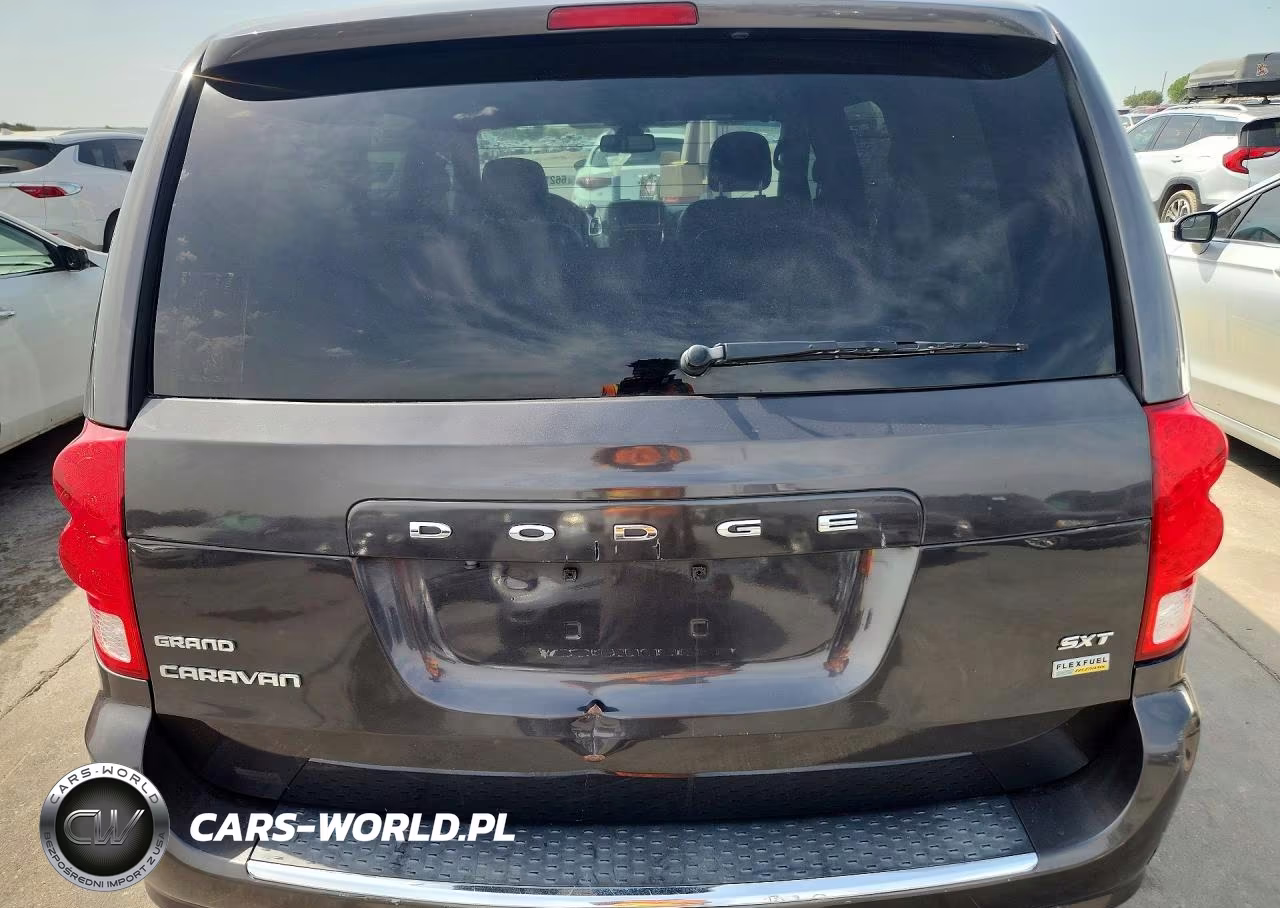 2019 Dodge Grand Caravan Sxt VIN:2C4RDGCG2KR755575 - 6