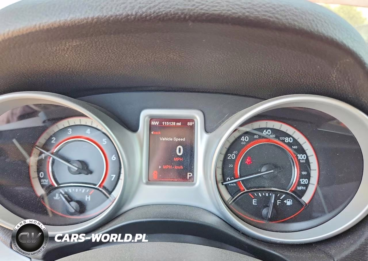 2011 Dodge Journey Lux VIN:3D4PH9FG2BT513677 - 9