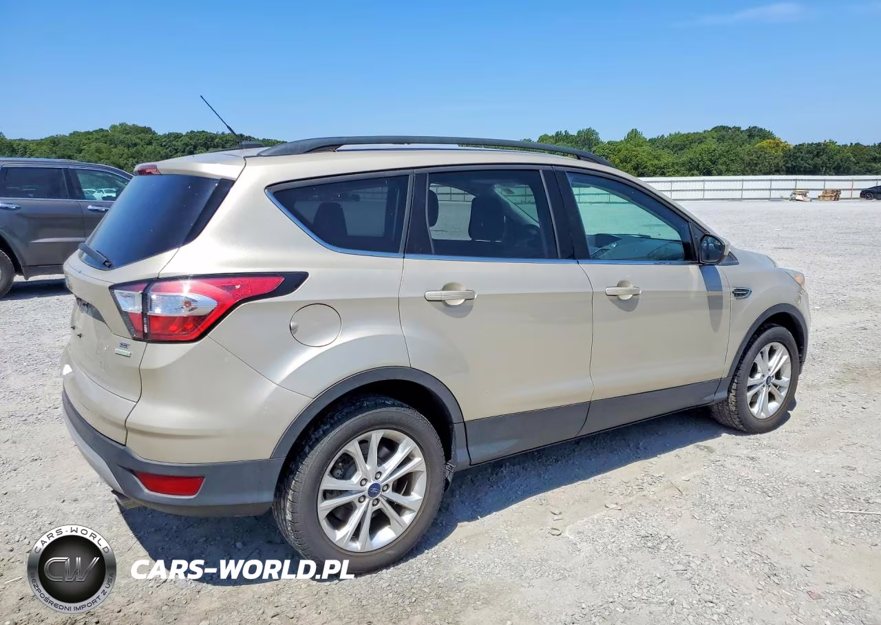 2018 Ford Escape Se VIN:1FMCU0GD6JUC88736 - 3