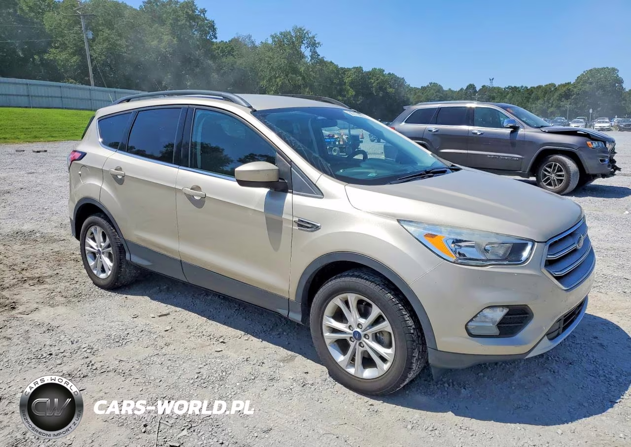 2018 Ford Escape Se VIN:1FMCU0GD6JUC88736 - 4