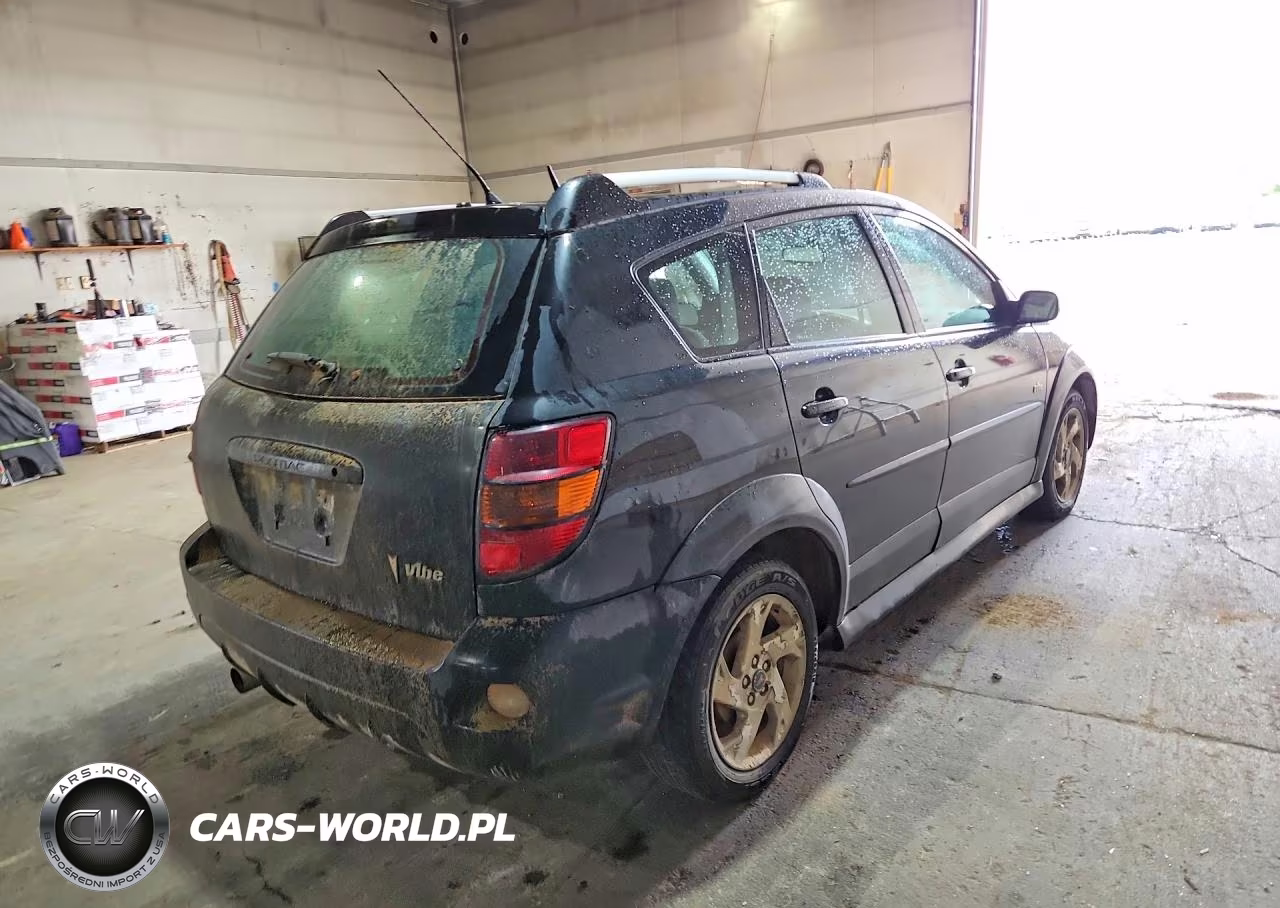 2008 Pontiac Vibe VIN:5Y2SL67878Z423521 - 3