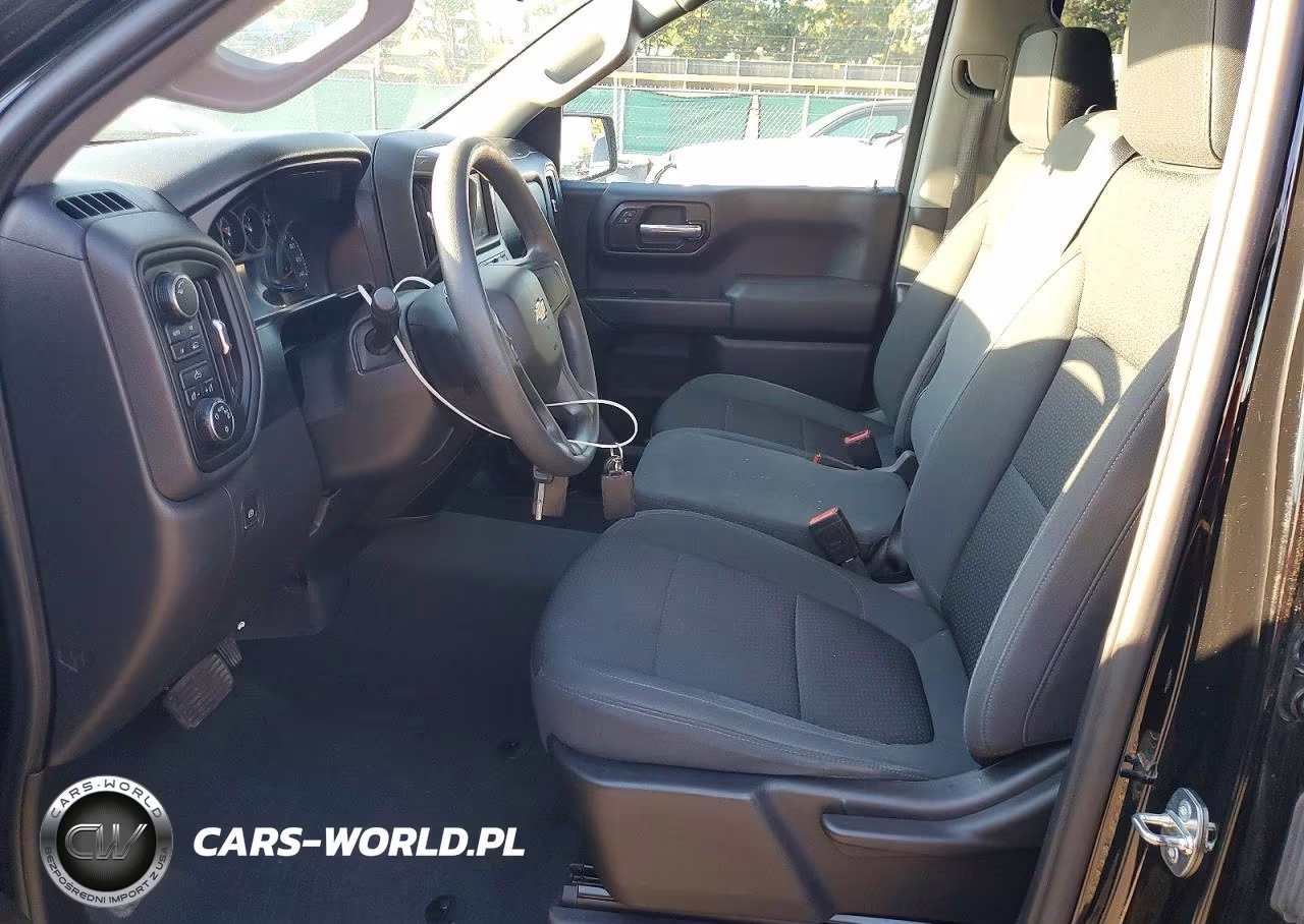 2021 Chevrolet Silverado K1500 Custom VIN:3GCPYBEK2MG327708 - 7