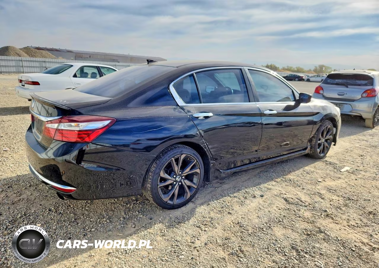 2017 Honda Accord Sport Special Edition VIN:1HGCR2F11HA007206 - 3