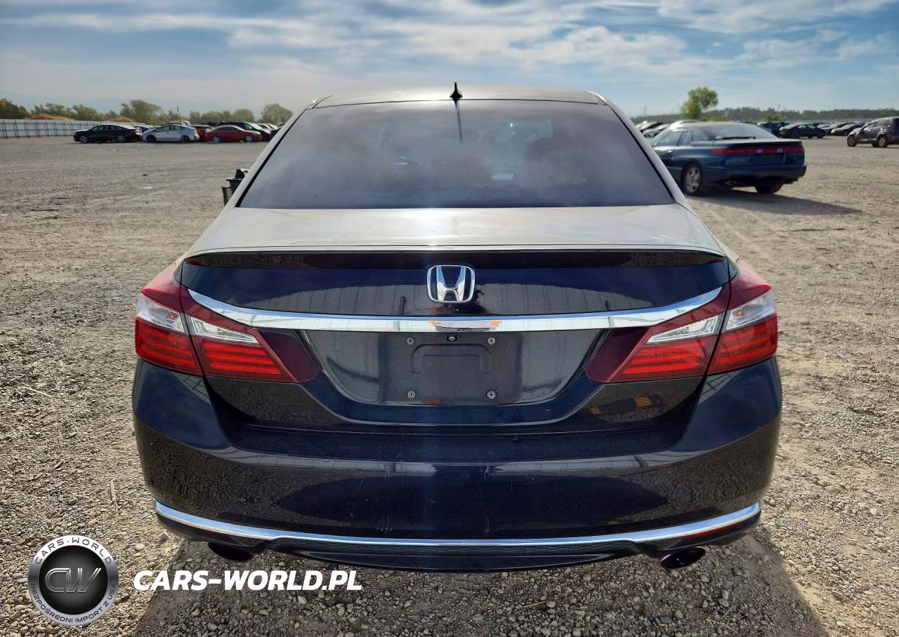 2017 Honda Accord Sport Special Edition VIN:1HGCR2F11HA007206 - 6