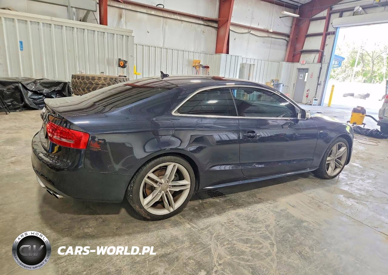 2012 Audi S5 Prestige VIN:WAUVVAFR7CA002892 - 3