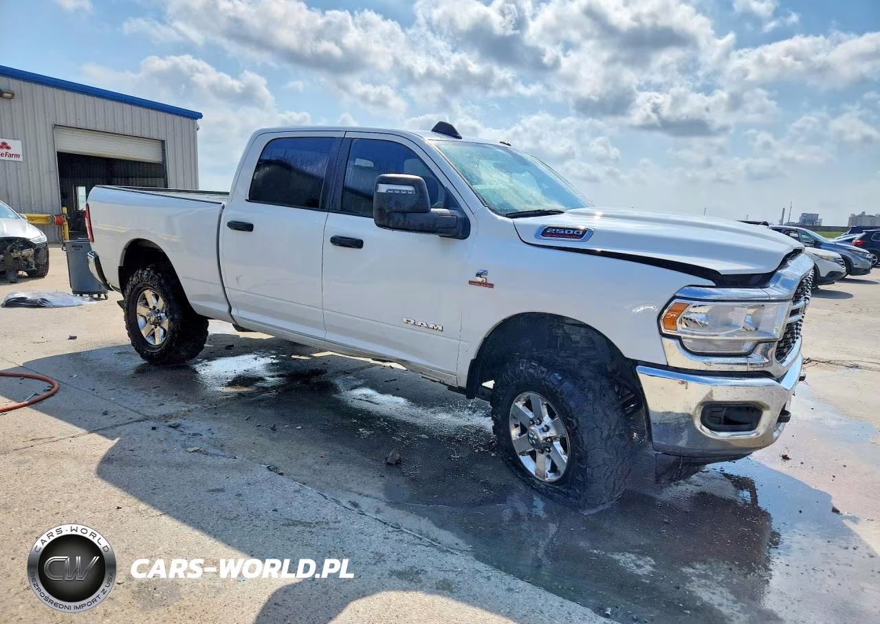 2024 Ram 2500 Big Horn VIN:3C6UR5DL6RG153975 - 4