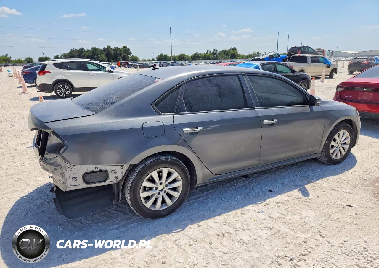 2013 Volkswagen Passat S VIN:1VWAP7A38DC029037 - 3