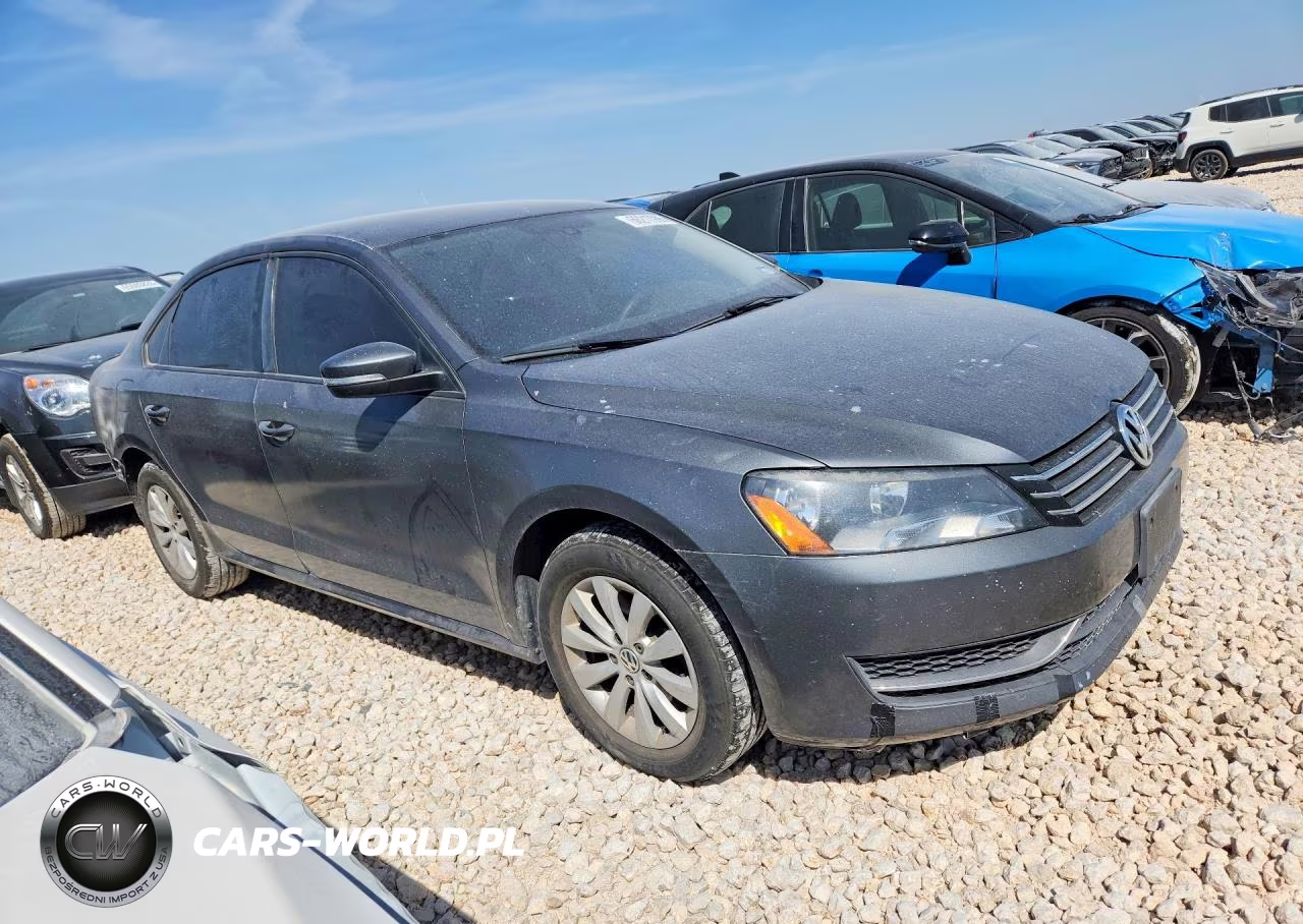 2013 Volkswagen Passat S VIN:1VWAP7A38DC029037 - 4
