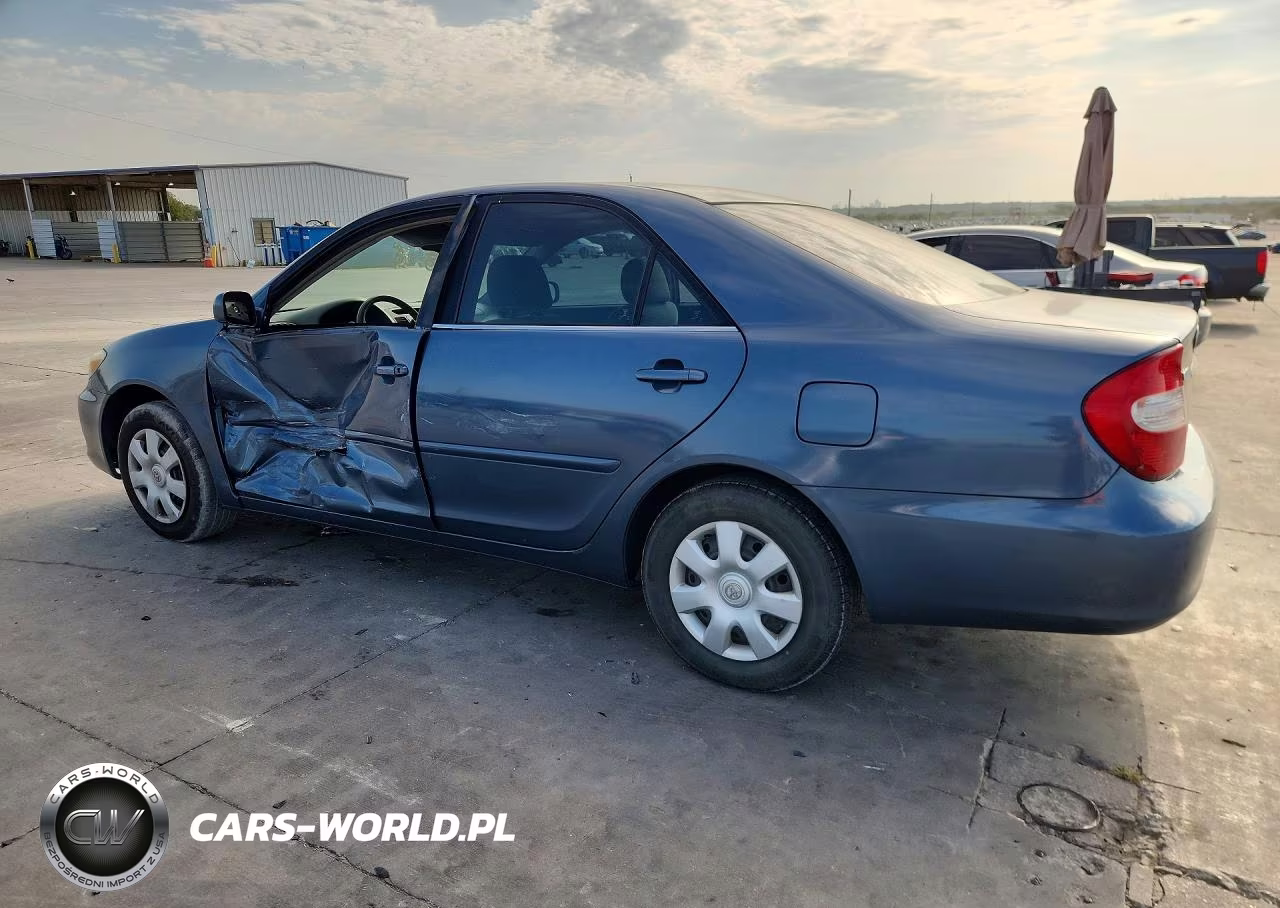 2003 Toyota Camry Le VIN:4T1BE32K33U212460 - 2