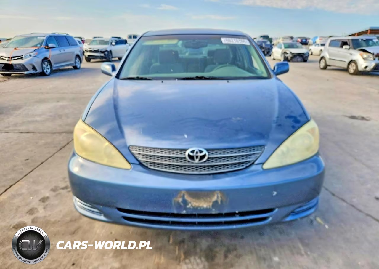 2003 Toyota Camry Le VIN:4T1BE32K33U212460 - 5