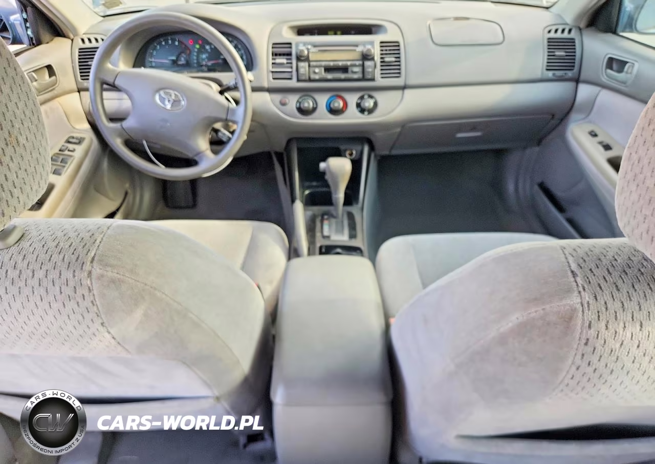 2003 Toyota Camry Le VIN:4T1BE32K33U212460 - 8