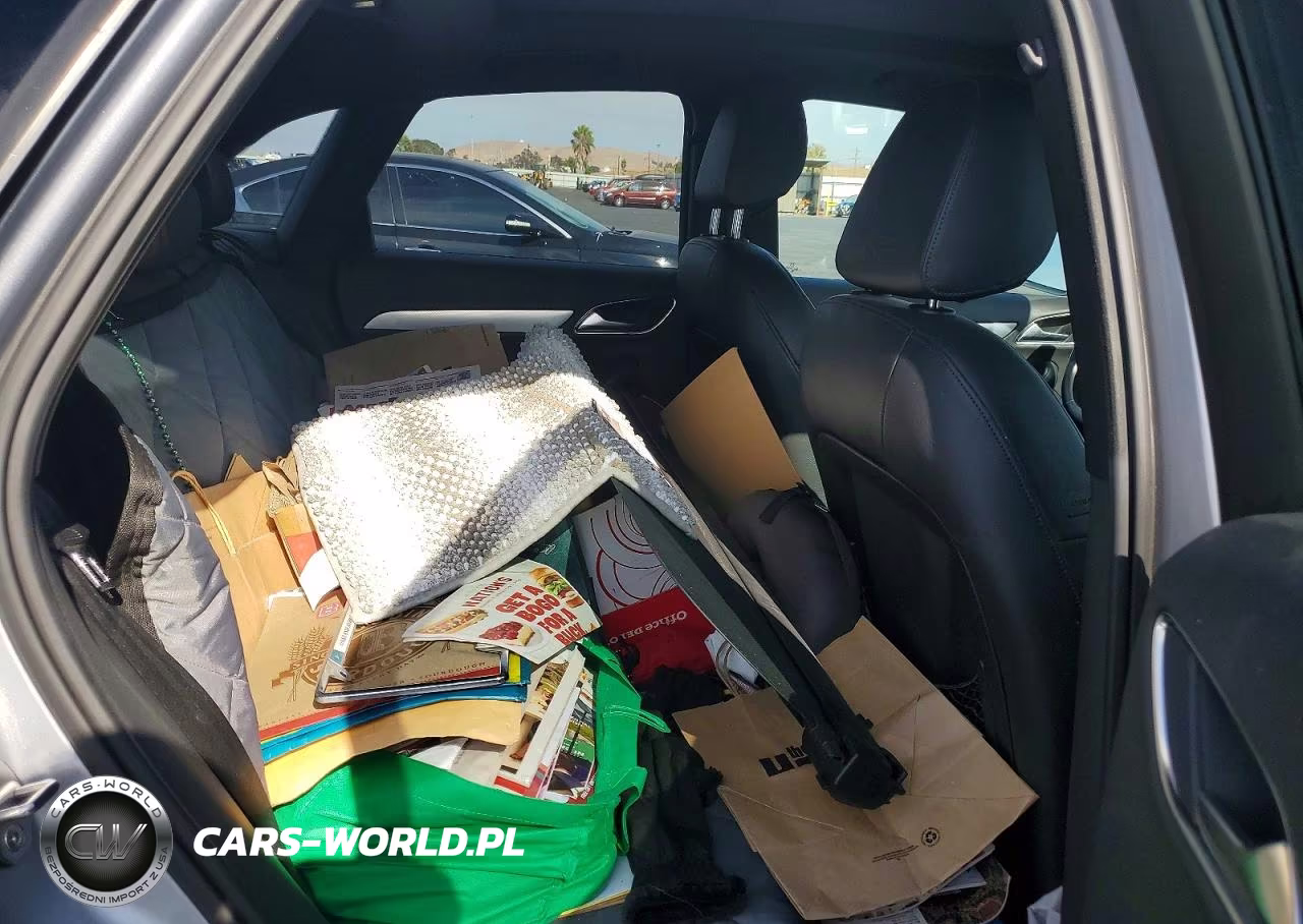 2015 Audi Q3 Premium Plus VIN:WA1EFCFS4FR013282 - 11