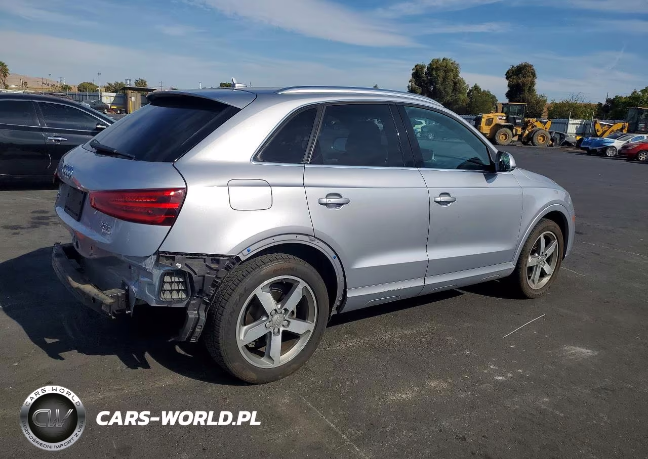 2015 Audi Q3 Premium Plus VIN:WA1EFCFS4FR013282 - 3