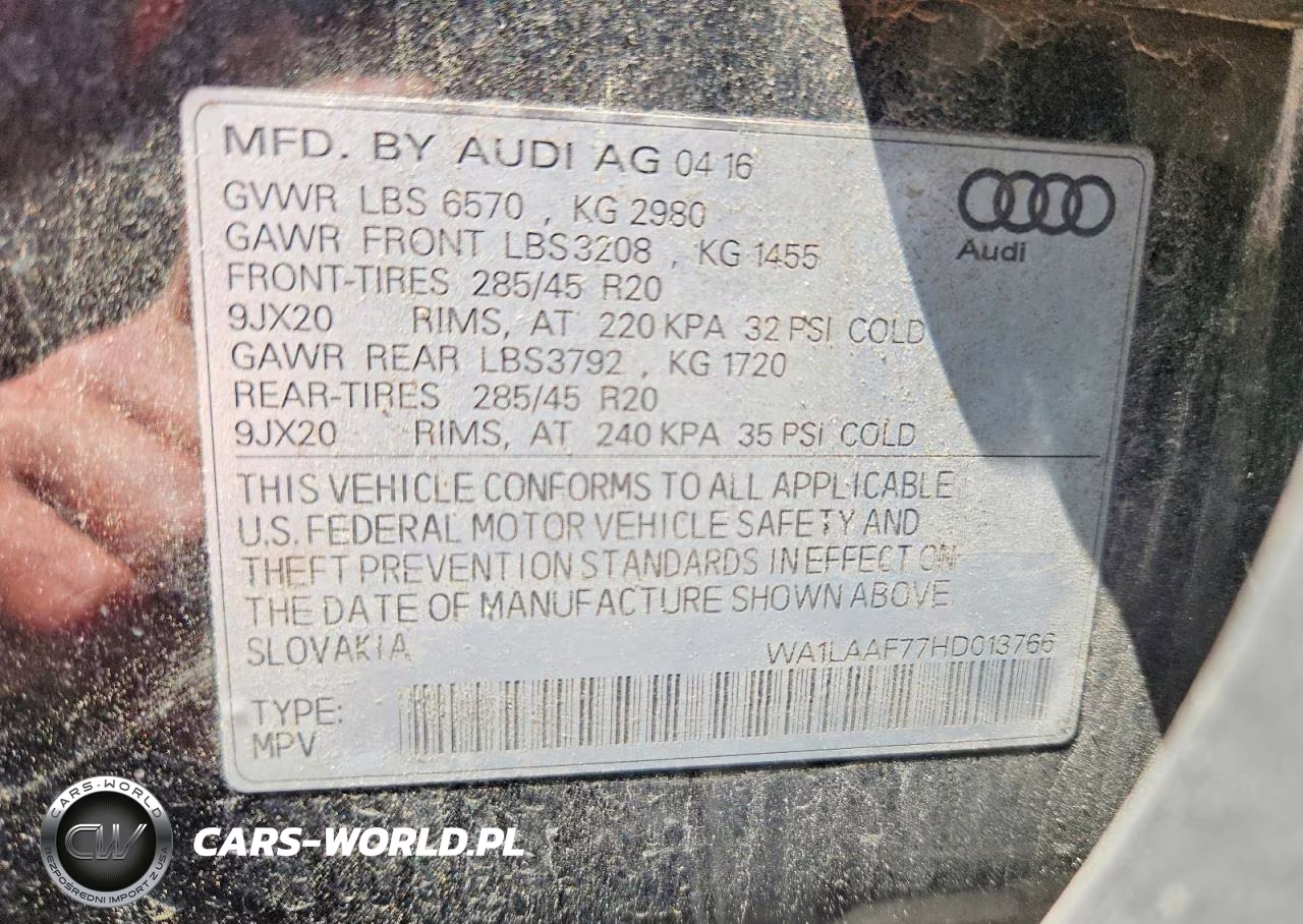 2017 Audi Q7 Premium Plus VIN:WA1LAAF77HD013766 - 13