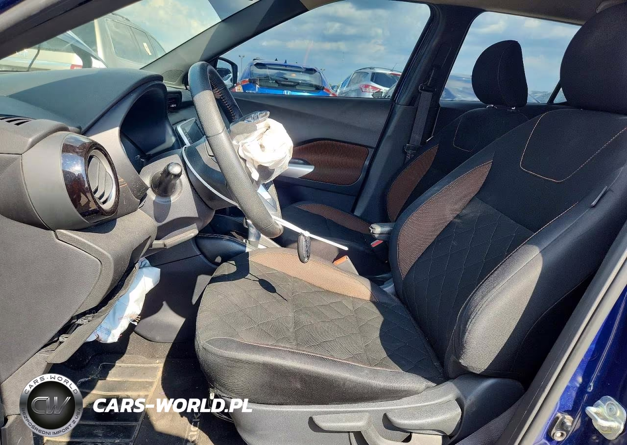 2020 Nissan Kicks Sr VIN:3N1CP5DV2LL552945 - 7