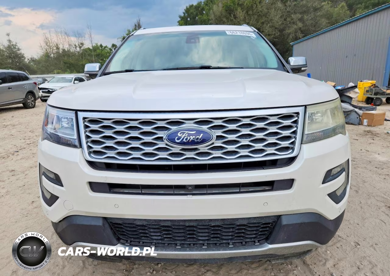 2016 Ford Explorer Platinum VIN:1FM5K8HT6GGA69012 - 5