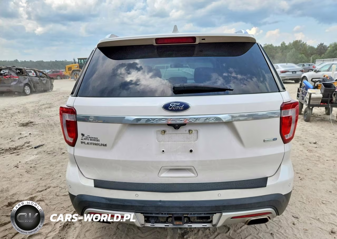 2016 Ford Explorer Platinum VIN:1FM5K8HT6GGA69012 - 6