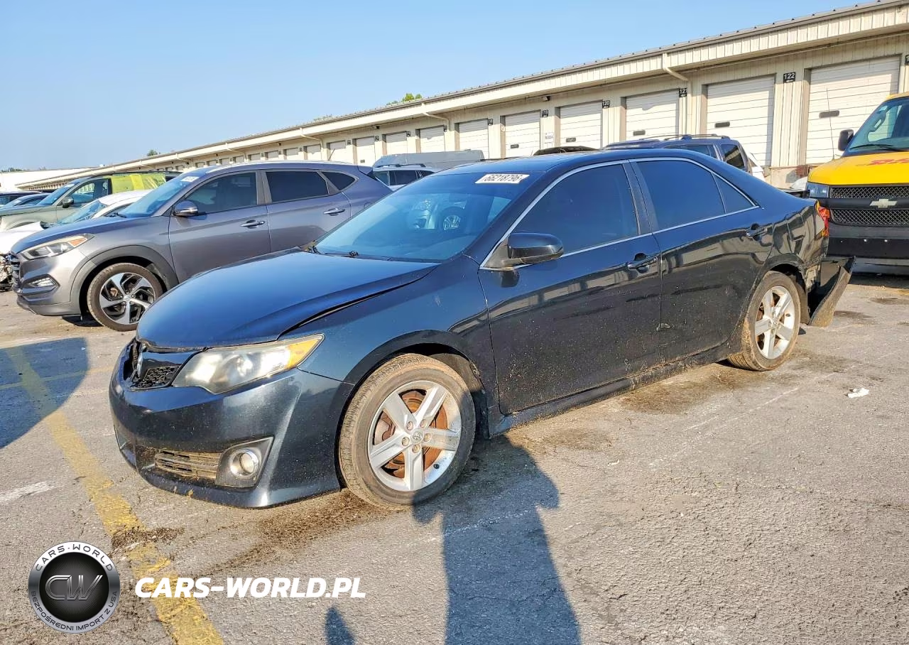 2013 Toyota Camry Se – zdjęcie 1 z 12