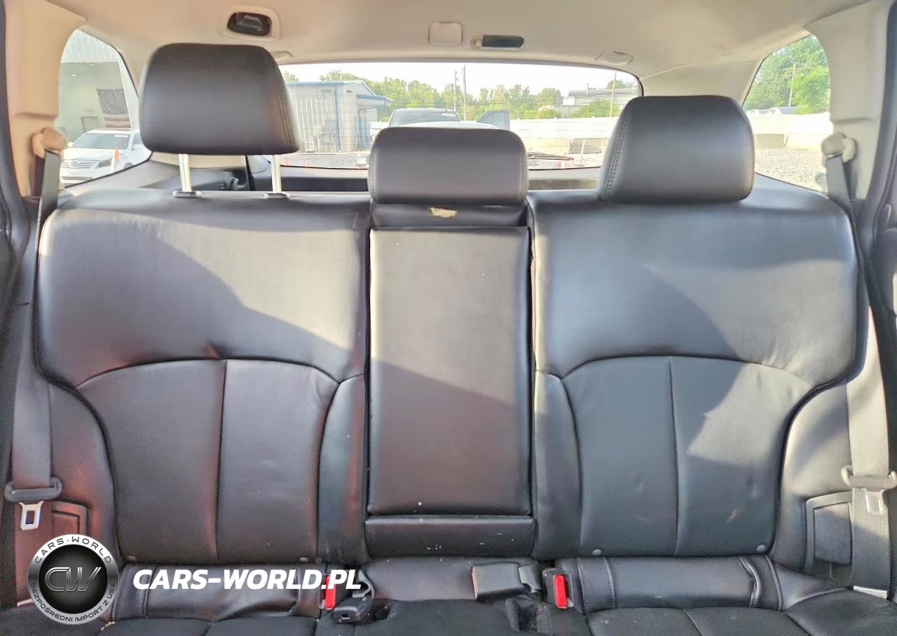 2011 Subaru Outback 2.5I Limited VIN:4S4BRBKCXB3341680 - 10