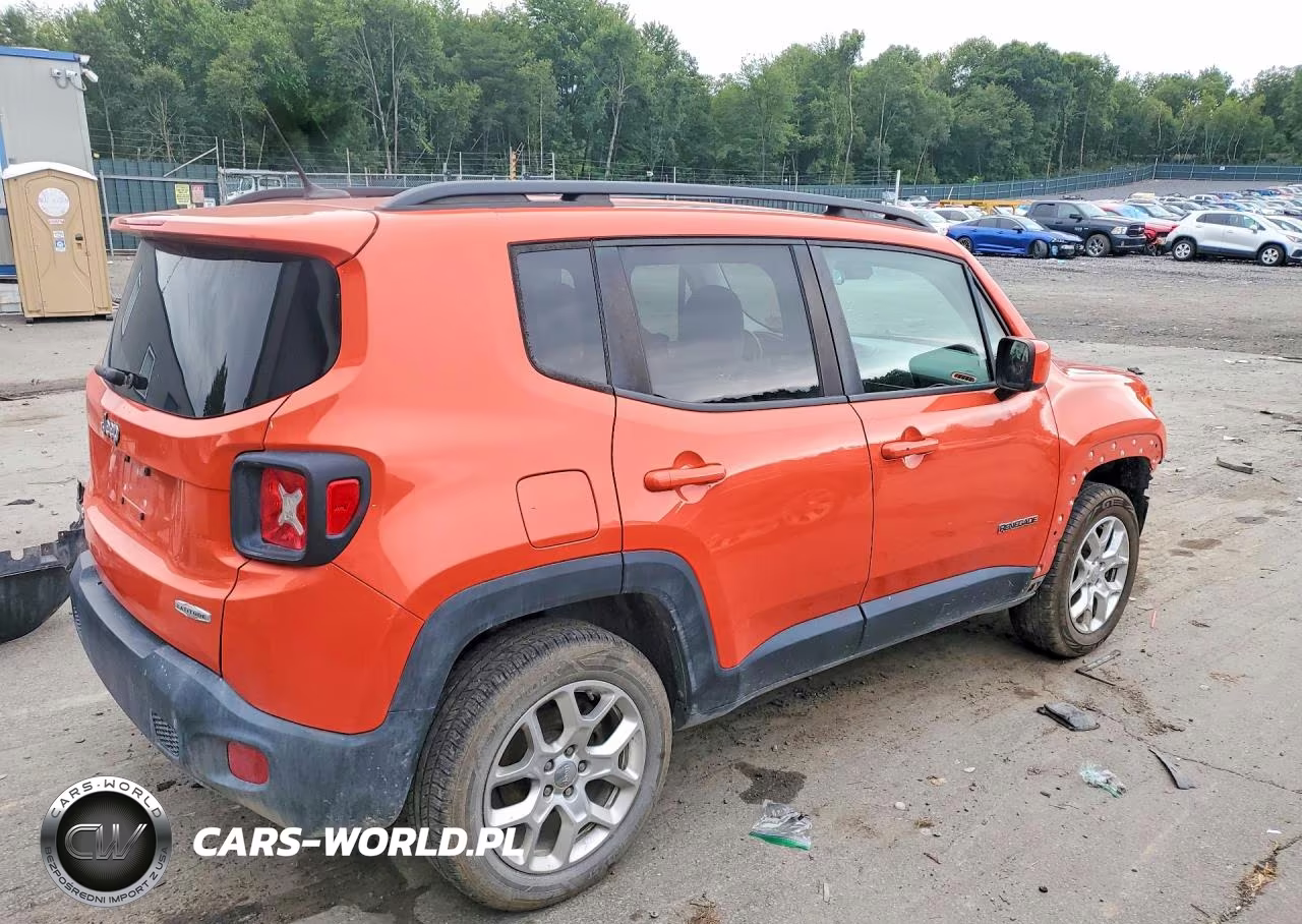 2015 Jeep Renegade Latitude VIN:ZACCJBBT9FPC29891 - 3