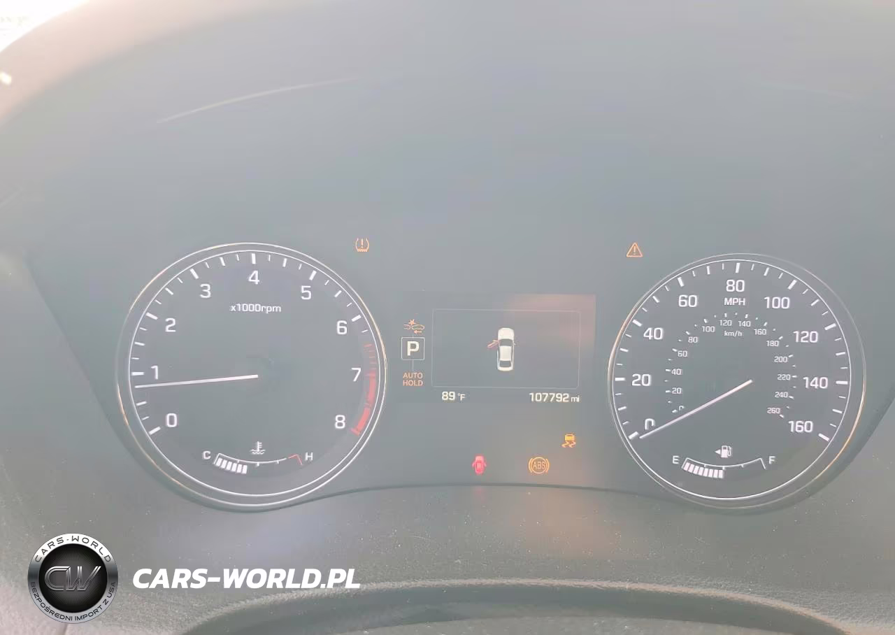 2017 Genesis G80 3.8 VIN:KMHGN4JE9HU175557 - 9