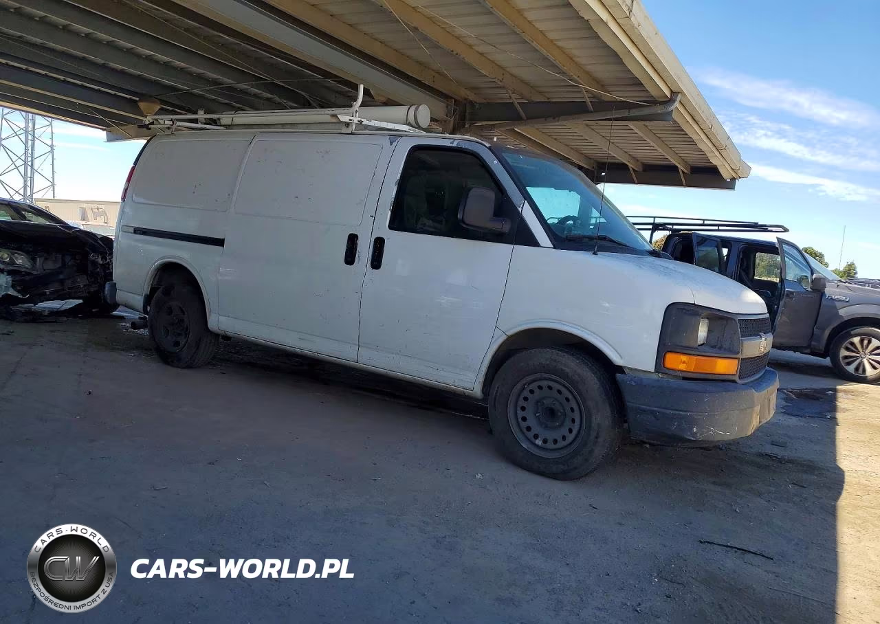 2005 Chevrolet Express G1500 VIN:1GCFG15X551156179 - 4