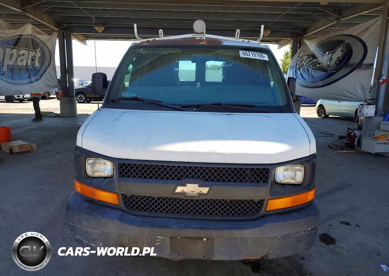 2005 Chevrolet Express G1500 VIN:1GCFG15X551156179 - 5