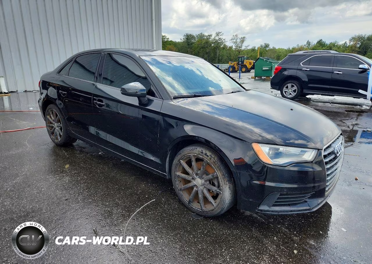 2015 Audi A3 Premium VIN:WAUACGFF5F1123678 - 4