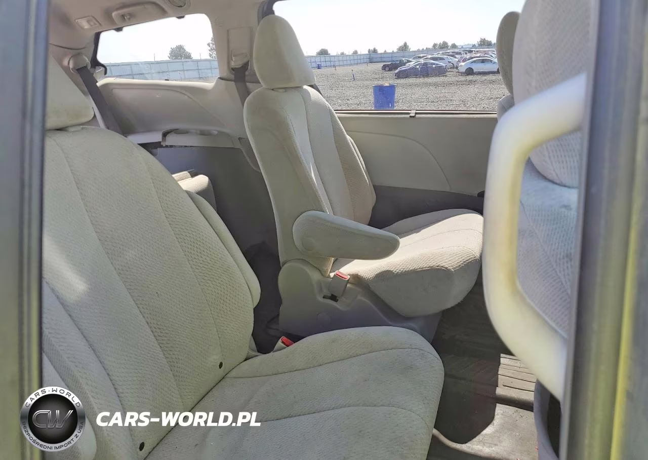 2012 Toyota Sienna Le VIN:5TDJK3DC4CS041477 - 11