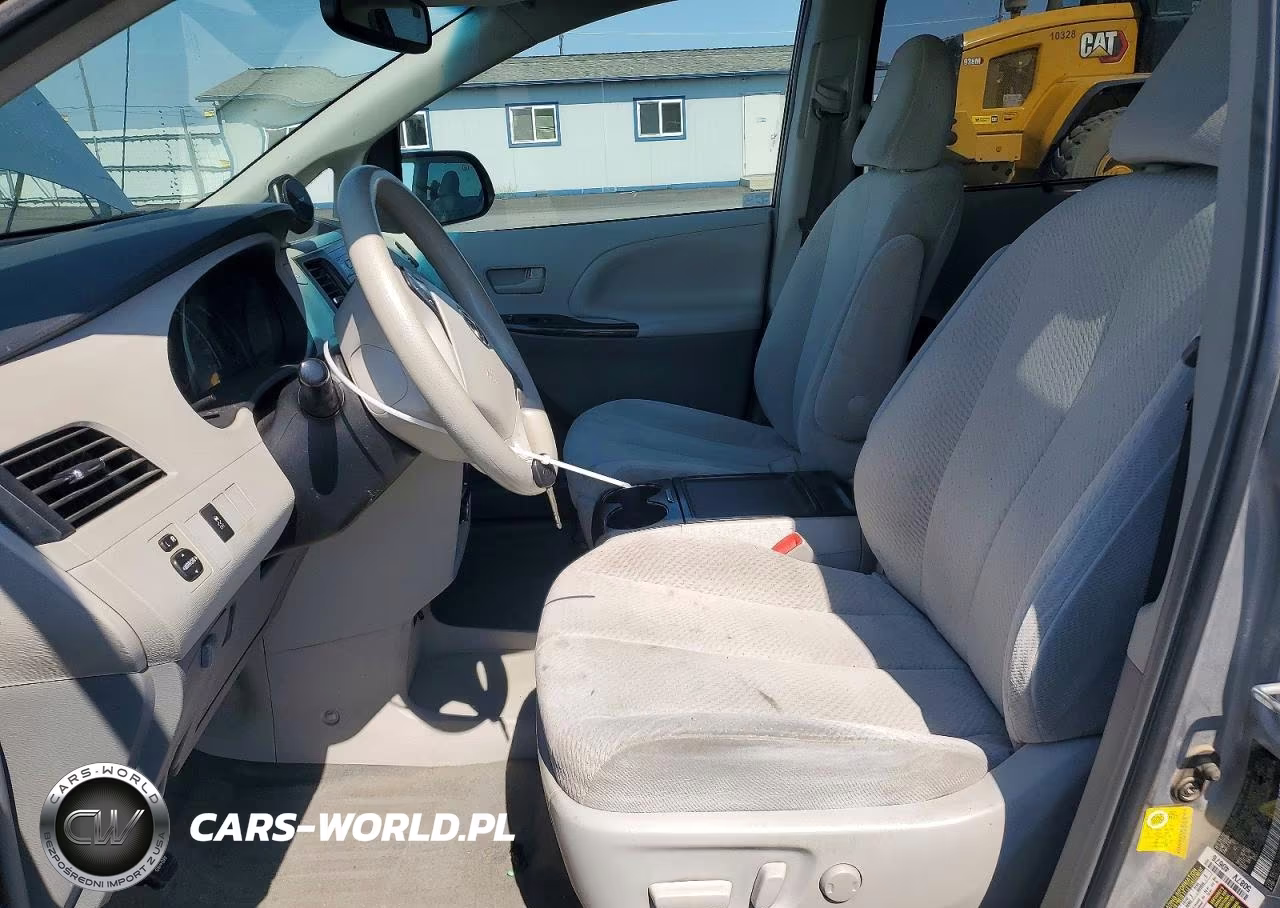 2012 Toyota Sienna Le VIN:5TDJK3DC4CS041477 - 7